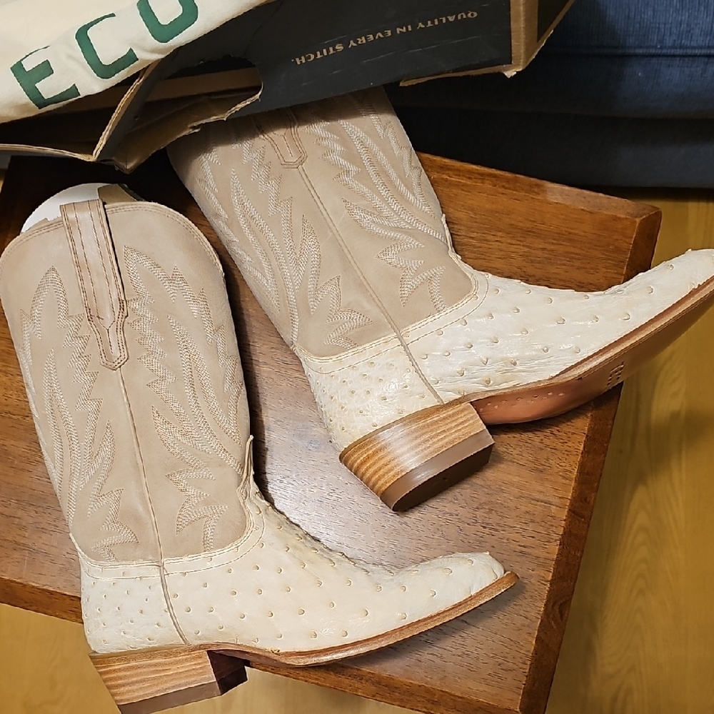 Tecovas Men's Cream Western Boots - Picture 13 of 14